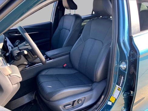 Used 2026 Toyota Camry XSE w/ Premium Package FWD image 8
