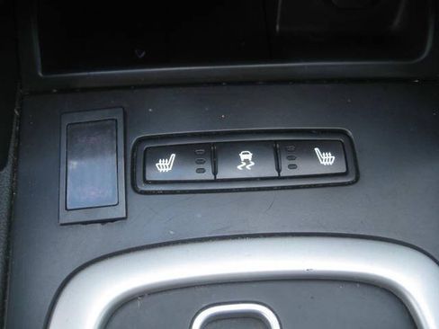 Used 2008 Pontiac G8 w/ Premium Package RWD image 20