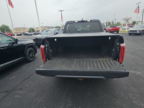 Used 2022 Toyota Tundra Limited AWD/4WD image 27