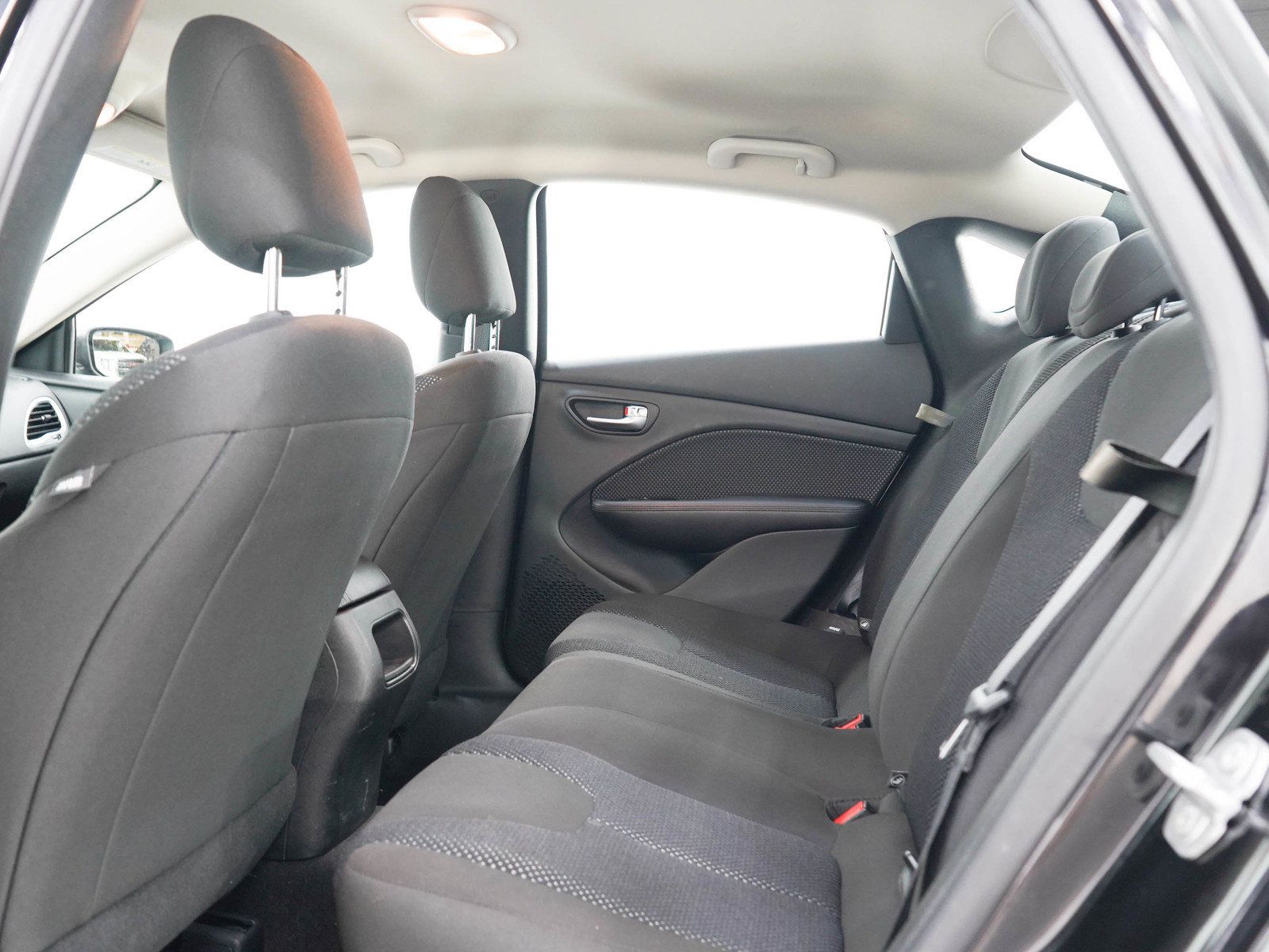 Used 2016 Dodge Dart SXT Sport FWD image 13