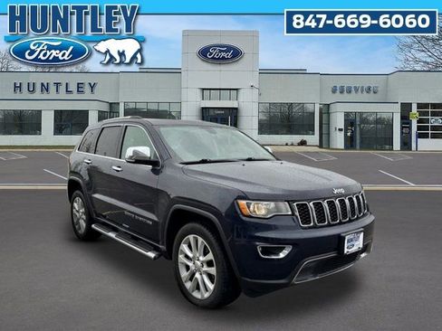 Used 2017 Jeep Grand Cherokee Limited AWD/4WD image 3