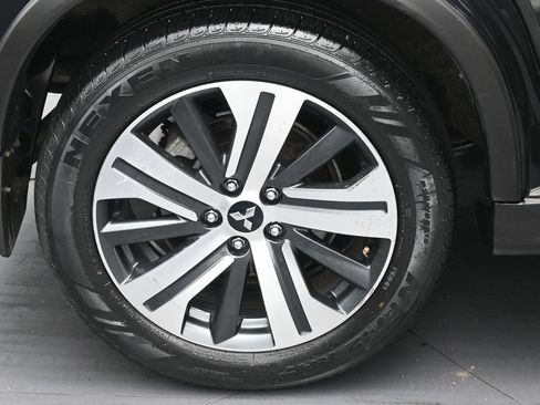 Used 2023 Mitsubishi Outlander Sport AWD image 28