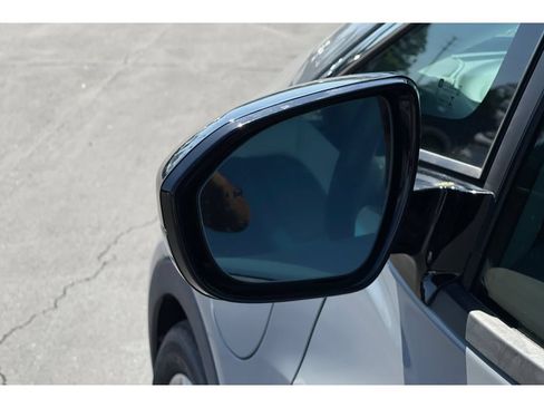 Used 2021 Chevrolet Bolt LT FWD image 11