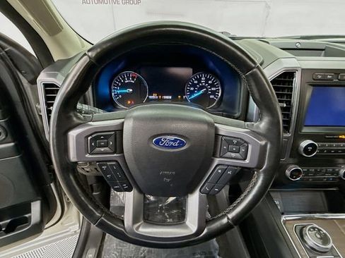 Used 2019 Ford Expedition Max Platinum image 11