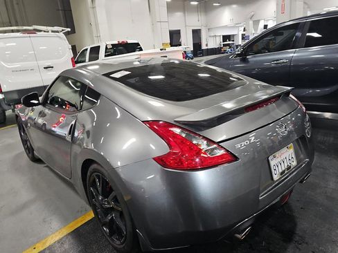 Used 2014 Nissan 370Z Touring w/ Sport Package image 4