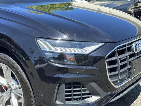 Used 2019 Audi Q8 Premium Plus w/ Premium Plus AWD/4WD image 8