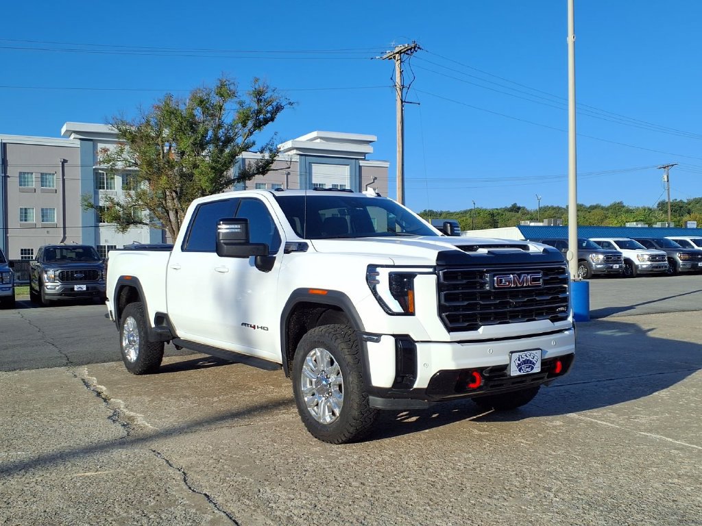 Used 2025 GMC Sierra 2500 AT4 w/ AT4 Premium Plus Package AWD/4WD image 1