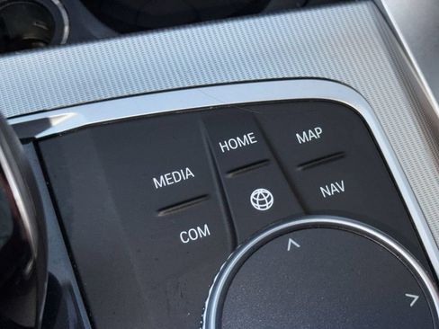 Used 2022 BMW 430i Convertible w/ M Sport Package RWD image 36