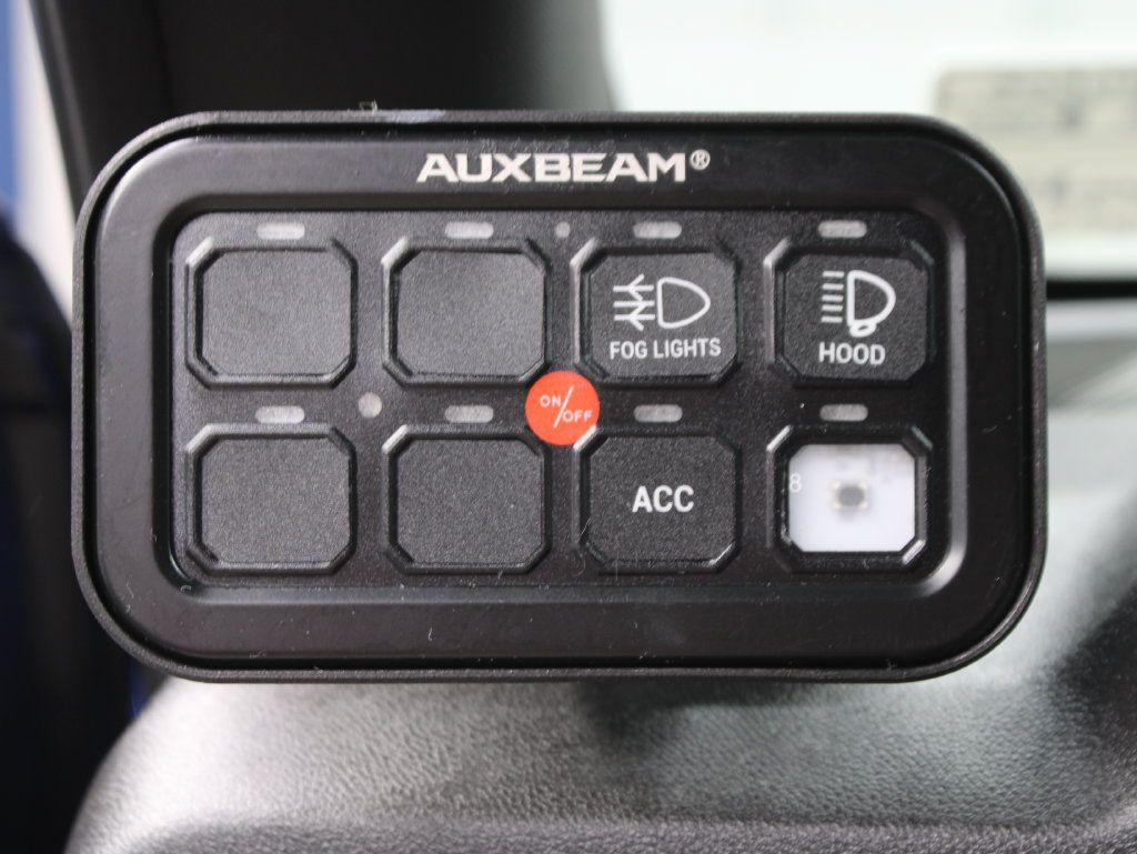 Used 2025 Chevrolet Colorado Trail Boss w/ Midnight Edition AWD/4WD image 60