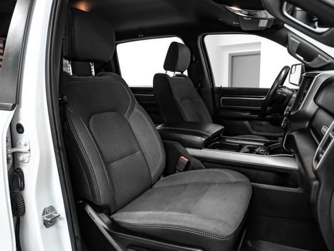 Used 2019 RAM 1500 Big Horn AWD/4WD image 39