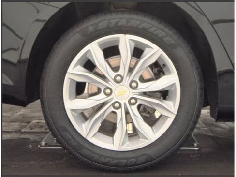 Used 2020 Chevrolet Malibu LT image 24