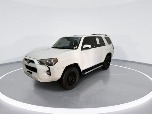 Used 2019 Toyota 4Runner SR5 Premium AWD/4WD image 5