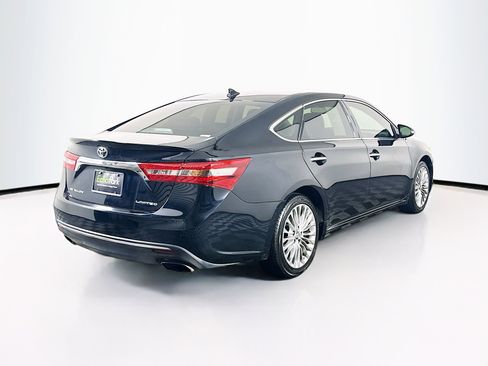 Used 2017 Toyota Avalon Limited FWD image 9