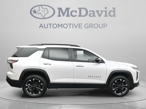 Used 2025 Chevrolet Equinox RS w/ Safety and Technology Package FWD image 9