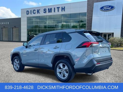 Used 2023 Toyota RAV4 XLE image 4