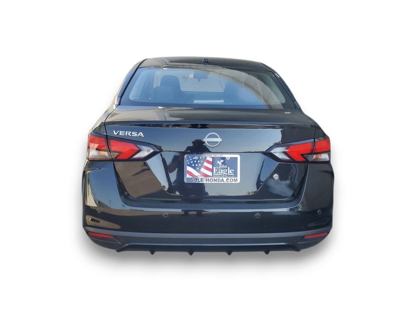 Used 2025 Nissan Versa S FWD image 4