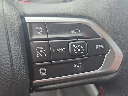 Used 2023 Jeep Compass Trailhawk w/ Trailhawk Elite Group image 29