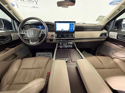 Used 2023 Lincoln Navigator L Reserve AWD/4WD image 35