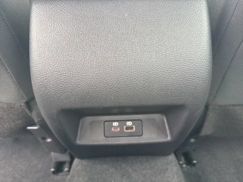 Used 2025 Nissan Altima 2.5 SV FWD image 14