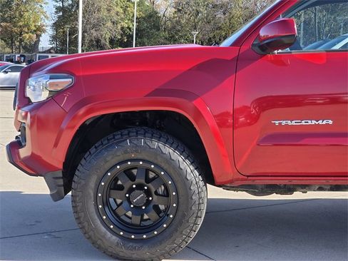 Certified 2023 Toyota Tacoma SR5 image 5