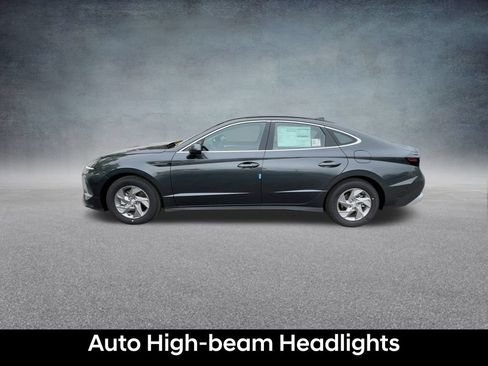 Used 2026 Hyundai Sonata SE FWD image 14
