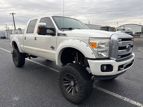 Used 2014 Ford F250 Platinum w/ FX4 Off-Road Package image 3