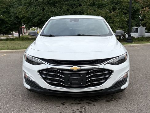 Used 2023 Chevrolet Malibu LS FWD image 4