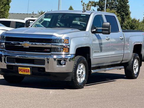 Used 2016 Chevrolet Silverado 2500 LT w/ LT Convenience Package AWD/4WD image 8