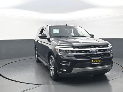 Used 2024 Ford Expedition Limited AWD/4WD image 4