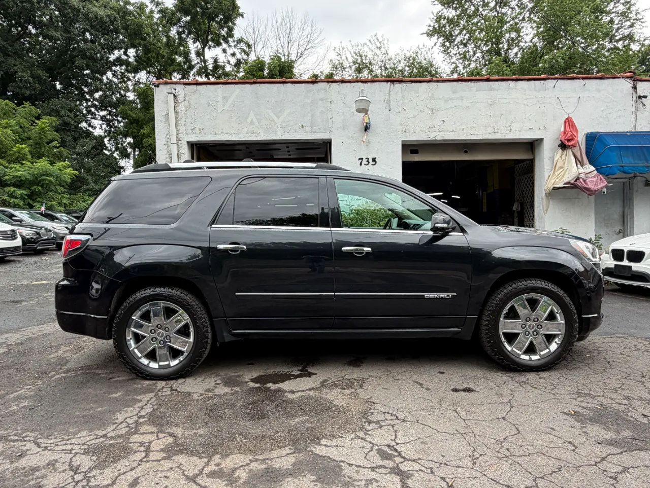 Used 2014 GMC Acadia Denali AWD/4WD image 11