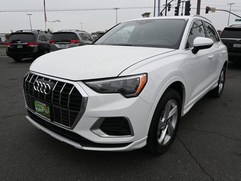 Used 2021 Audi Q3 2.0T Premium image 4
