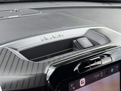 New 2026 RAM 2500 Big Horn AWD/4WD image 17