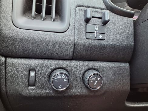 Used 2022 Chevrolet Colorado ZR2 AWD/4WD image 18