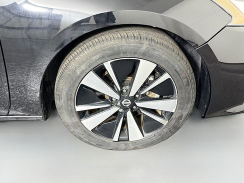 Used 2021 Nissan Altima 2.5 SV image 32