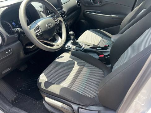 Used 2019 Hyundai Kona SE FWD image 8