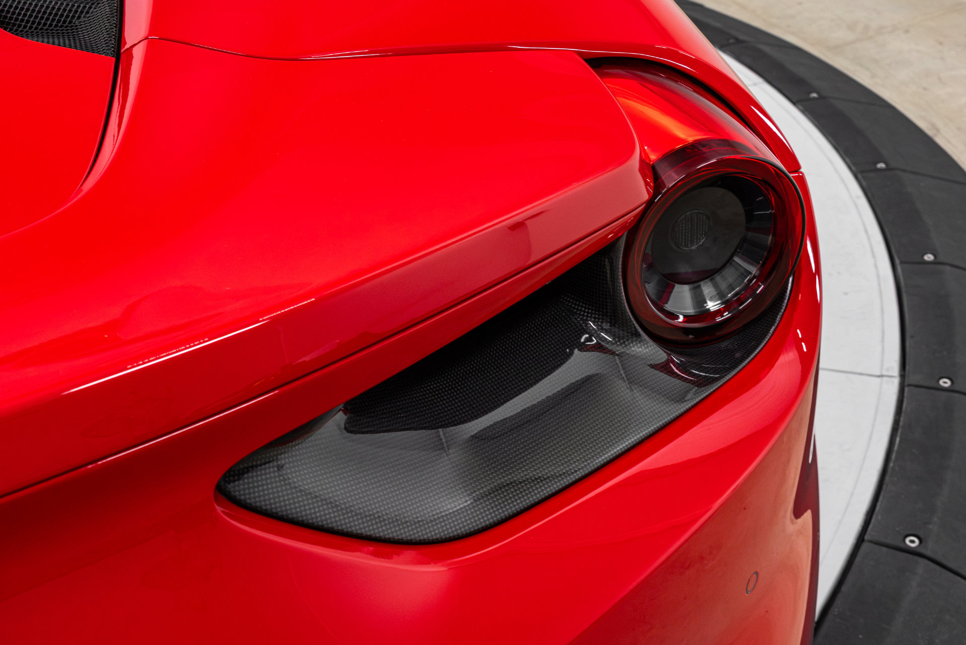 Certified 2018 Ferrari 488 Spider RWD image 50