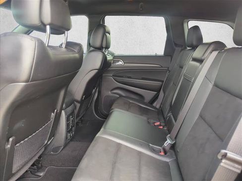 Used 2019 Jeep Grand Cherokee Altitude RWD image 14
