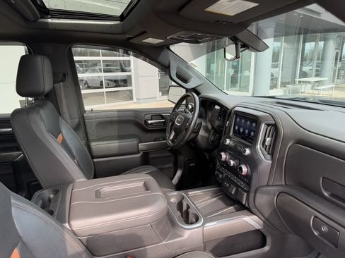 Used 2020 GMC Sierra 1500 AT4 w/ AT4 Premium Package AWD/4WD image 39