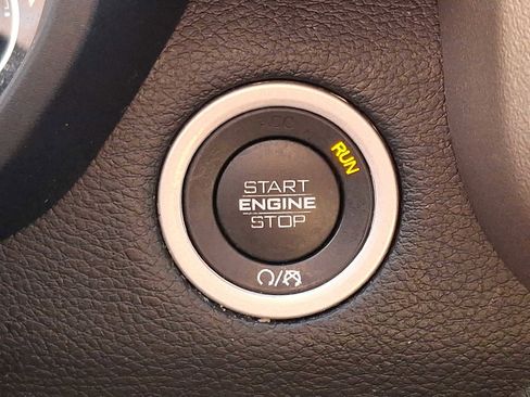 Used 2022 RAM 1500 Laramie image 23