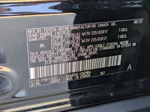Used 2025 Toyota RAV4 XLE AWD/4WD image 24