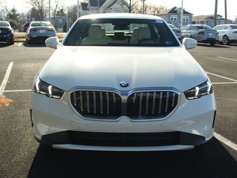 New 2026 BMW 530i xDrive w/ Premium Package AWD/4WD image 3