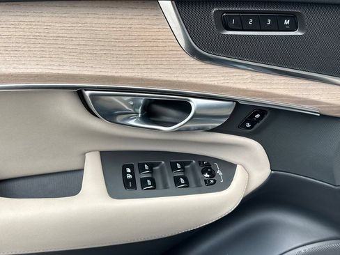 Certified 2026 Volvo XC90 B6 Core AWD/4WD image 10