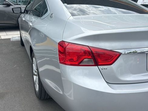 Used 2020 Chevrolet Impala LT FWD image 17