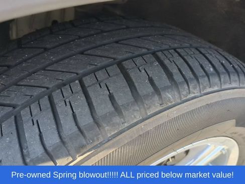 Used 2020 Ford Explorer XLT w/ Equipment Group 202A RWD image 9
