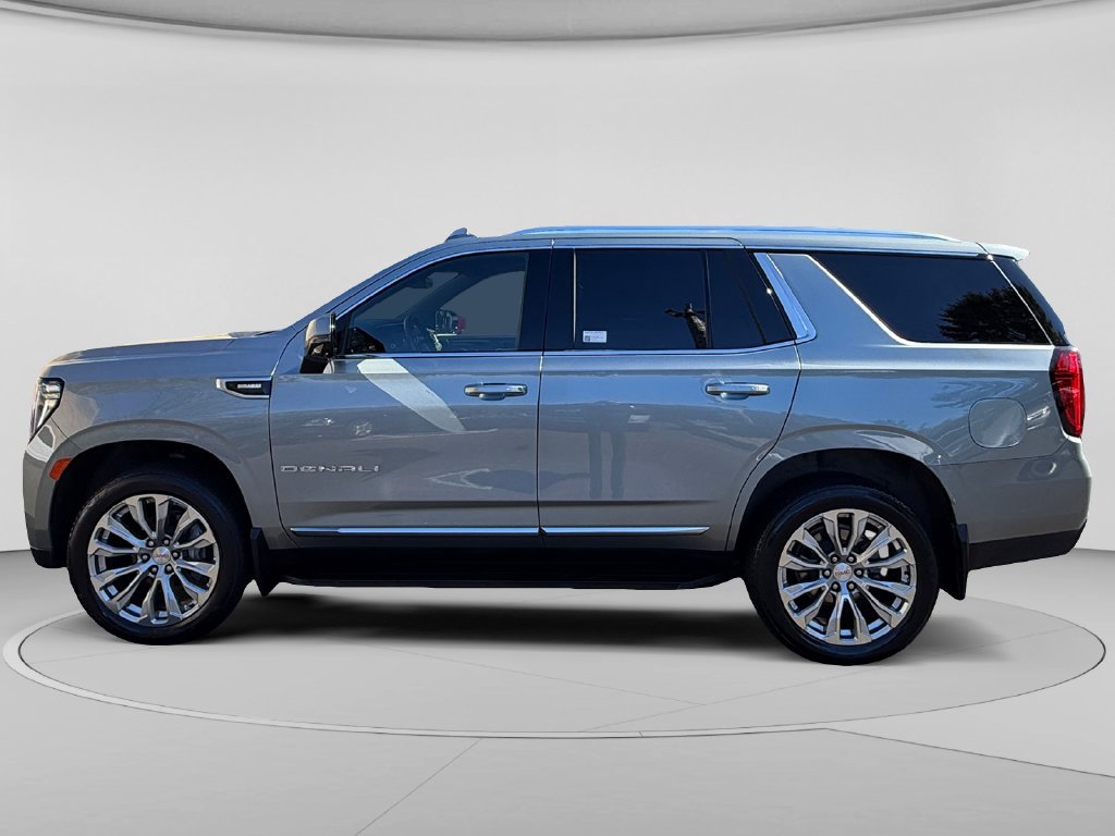 Used 2024 GMC Yukon Denali AWD/4WD image 2
