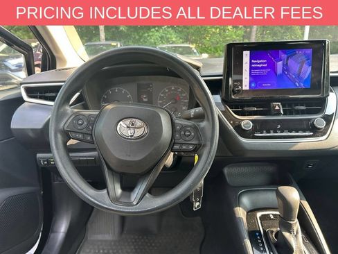 Used 2023 Toyota Corolla LE FWD image 9