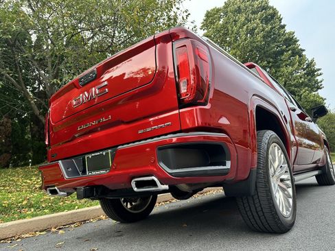 Used 2022 GMC Sierra 1500 Denali w/ Denali Reserve Package AWD/4WD image 55