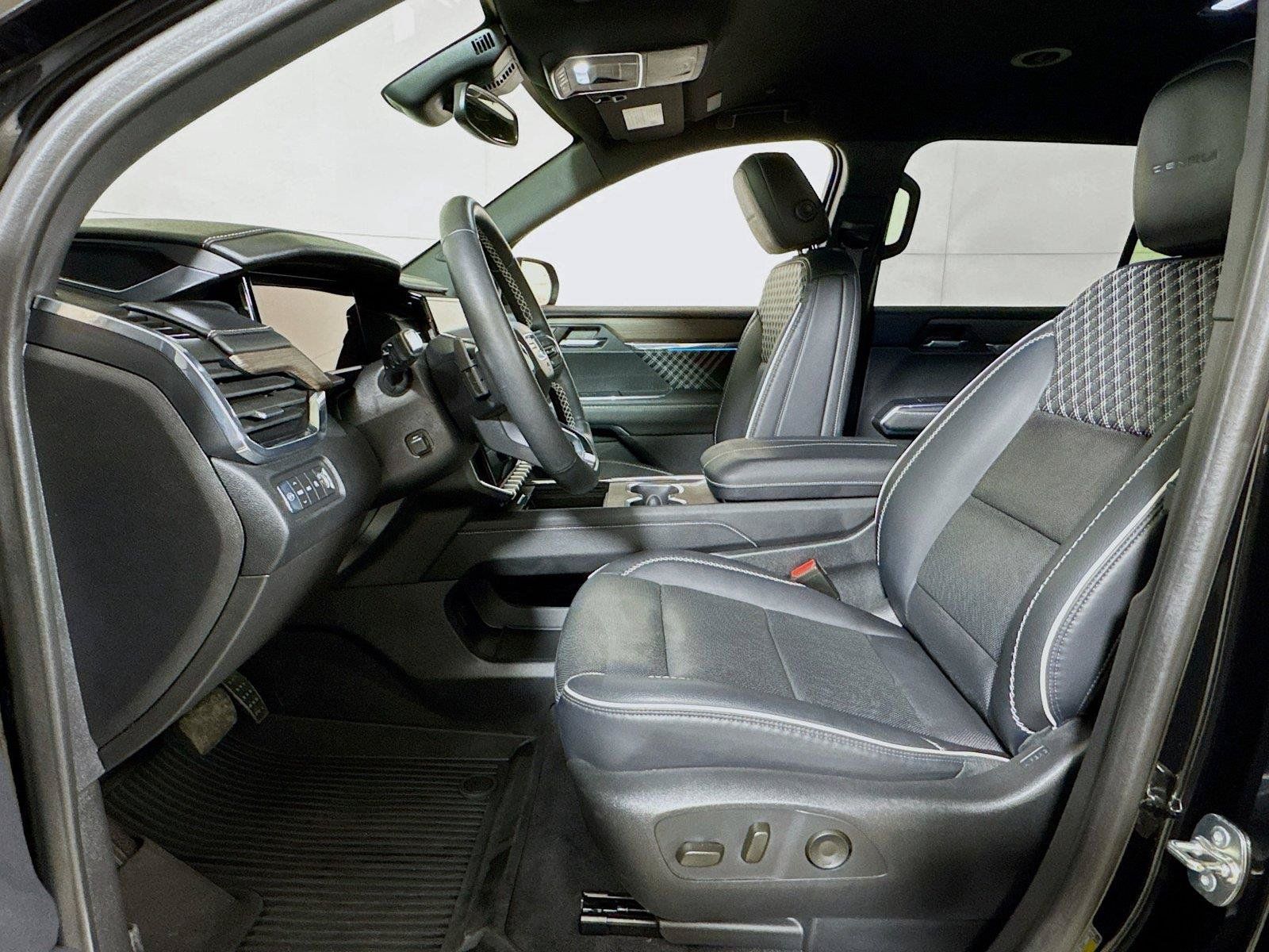 Used 2024 GMC Acadia Denali w/ LPO, Floor Liner Package AWD/4WD image 20