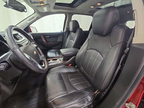 Used 2014 Chevrolet Traverse LTZ AWD/4WD image 27