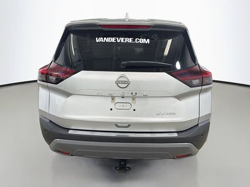 Used 2023 Nissan Rogue SV AWD/4WD image 9